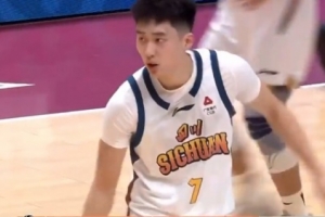 未来可期！段睿骐14中6拿到17分4板7助1断